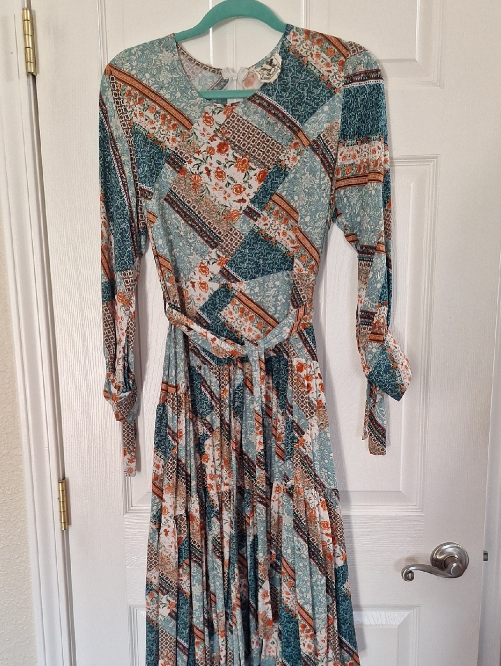 Long Sleeve Patchwork Floral Maxi Dress in Teal and Rust Size L.